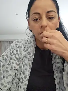 bruneta sexy23 online show from 03/01/26, 08:05