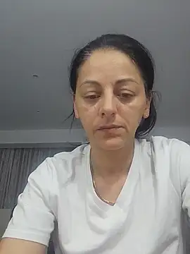 bruneta sexy23 online show from 05/24/26, 08:25
