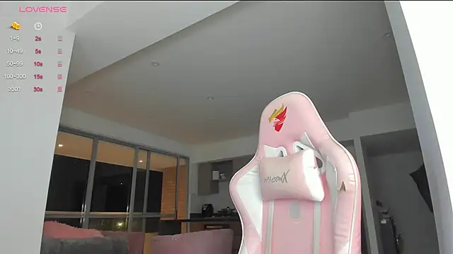 mia yourmommy online show from 01/22/25, 07:03