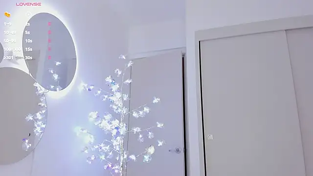 Snapshot of mia_yourmommy chatting on 02/03/25, 04:46 mia yourmommy online show from 02/03/25, 04:46