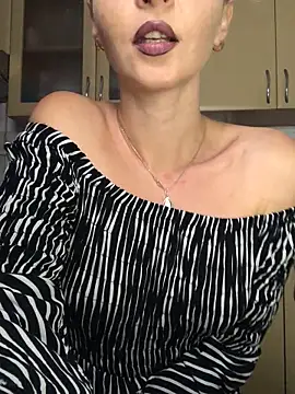 Snapshot of Kristina03 chatting on 10/28/25, 09:50 Kristina03 online show from 10/28/25, 09:50