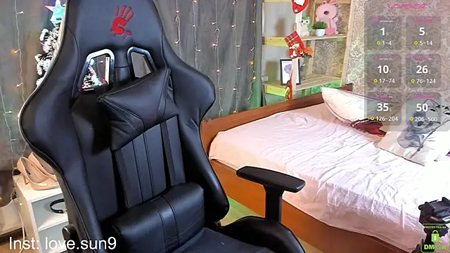 Michel Momsen online show from 01/12/25, 03:36