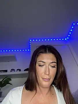 Snapshot of MissyLeeX chatting on 03/21/25, 05:45 MissyLeeX online show from 03/21/25, 05:45