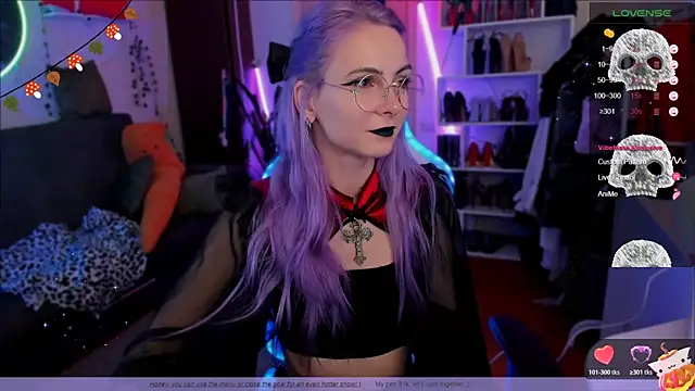 Snapshot of Fridart-house_Fortuna chatting on 10/29/25, 01:08 Fridart-house Fortuna online show from 10/29/25, 01:08