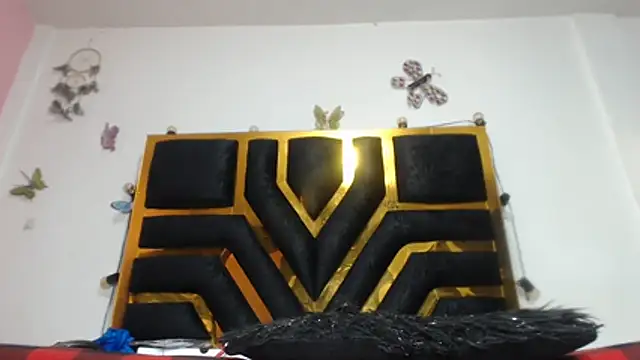 Helennahot online show from 10/28/25, 01:14