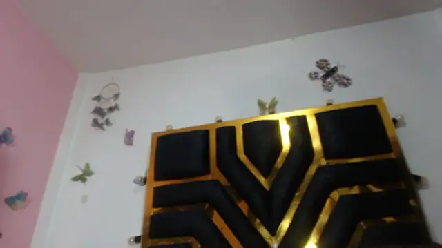 Helennahot online show from 01/14/26, 06:46