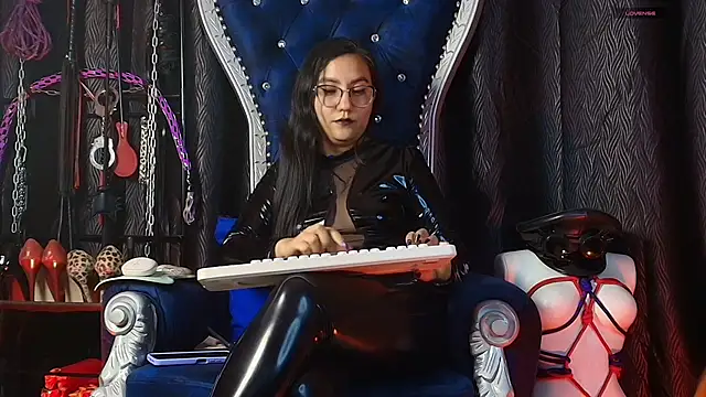 abbymora online show from 04/07/26, 03:29