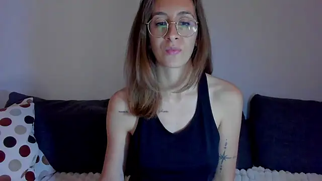 DesireMore90 online show from 06/17/26, 08:54
