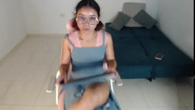 Putaku San online show from 12/19/24, 03:18