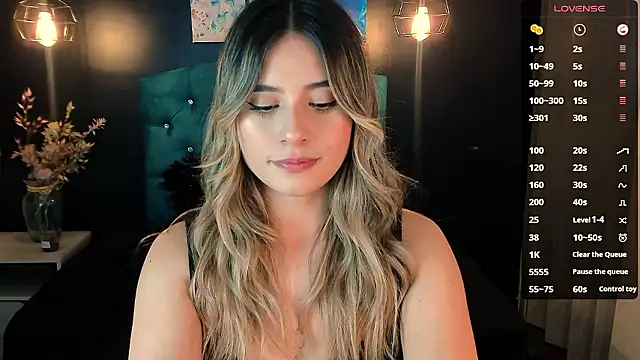 Snapshot of KiaraCarter chatting on 12/03/24, 07:55 KiaraCarter online show from 12/03/24, 07:55