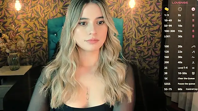 Snapshot of KiaraCarter chatting on 01/11/25, 07:59 KiaraCarter online show from 01/11/25, 07:59