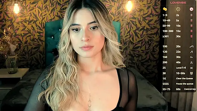 Snapshot of KiaraCarter chatting on 01/27/25, 07:46 KiaraCarter online show from 01/27/25, 07:46