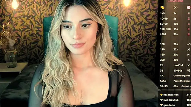 Snapshot of KiaraCarter chatting on 01/27/25, 10:49 KiaraCarter online show from 01/27/25, 10:49