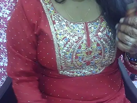 Snapshot of Lusty_Wife1 chatting on 02/05/26, 10:31 Lusty Wife1 online show from 02/05/26, 10:31