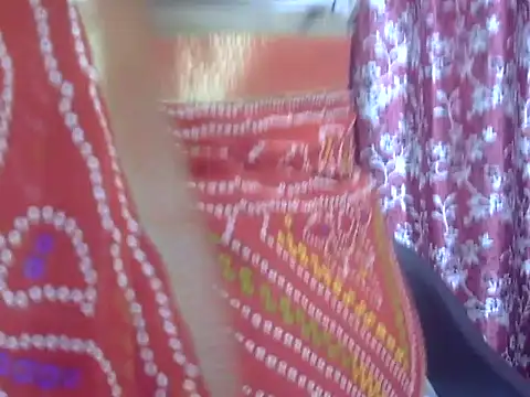 Snapshot of Lusty_Wife1 chatting on 02/07/26, 07:28 Lusty Wife1 online show from 02/07/26, 07:28