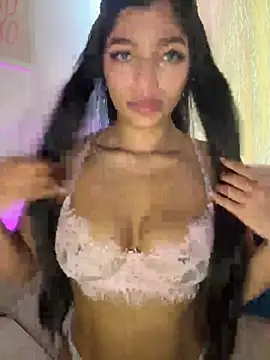 Snapshot of AgathaGeorgiou chatting on 05/15/26, 05:20 AgathaGeorgiou online show from 05/15/26, 05:20