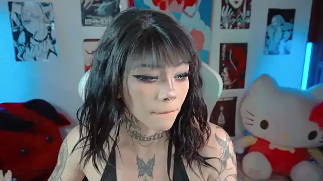 Deadly Doll online show from 09/27/25, 08:36