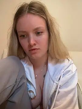 Snapshot of mariemelissah chatting on 03/06/25, 11:36 mariemelissah online show from 03/06/25, 11:36