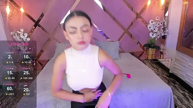 SHANONCLARK online show from 01/31/25, 07:18