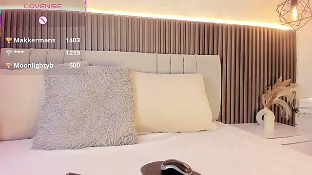 SHANONCLARK online show from 10/08/25, 07:11