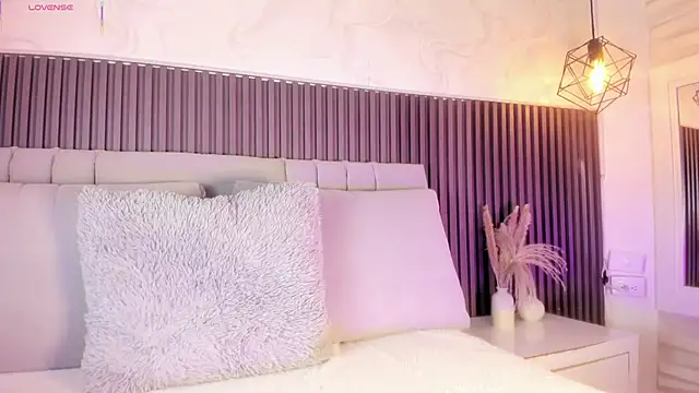 SHANONCLARK online show from 11/25/25, 07:14