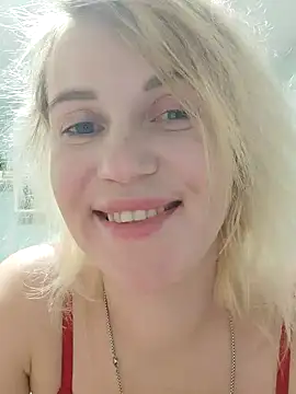 Snapshot of Linda_Gregory chatting on 12/03/24, 01:52 Linda Gregory online show from 12/03/24, 01:52