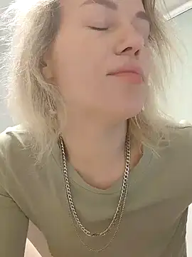 Snapshot of Linda_Gregory chatting on 02/10/25, 02:41 Linda Gregory online show from 02/10/25, 02:41