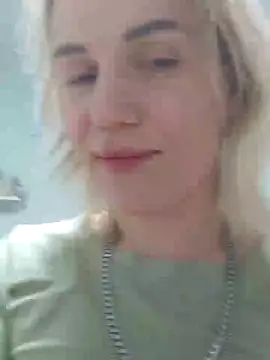 Snapshot of Linda_Gregory chatting on 02/14/25, 01:13 Linda Gregory online show from 02/14/25, 01:13