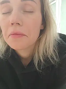 Snapshot of Linda_Gregory chatting on 02/20/25, 10:15 Linda Gregory online show from 02/20/25, 10:15