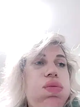 Snapshot of Linda_Gregory chatting on 09/22/25, 12:23 Linda Gregory online show from 09/22/25, 12:23