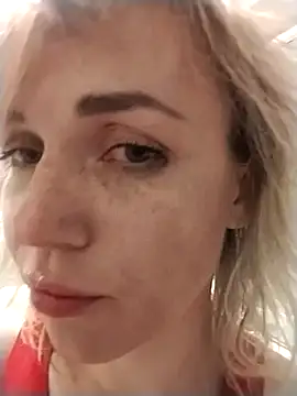 Snapshot of Linda_Gregory chatting on 09/29/25, 01:33 Linda Gregory online show from 09/29/25, 01:33