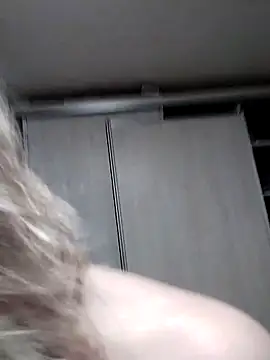 Snapshot of Linda_Gregory chatting on 10/04/25, 10:19 Linda Gregory online show from 10/04/25, 10:19