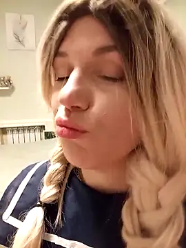 Snapshot of Linda_Gregory chatting on 03/22/26, 01:53 Linda Gregory online show from 03/22/26, 01:53