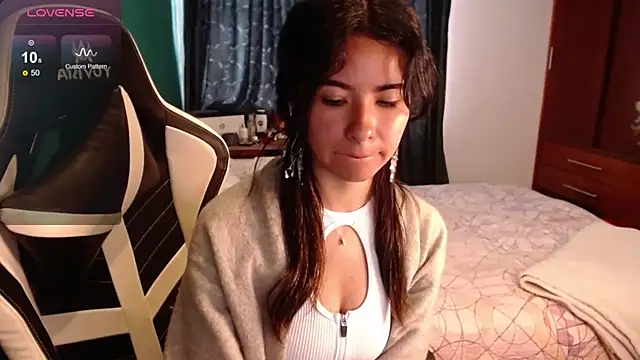 alice middlee online show from 05/19/26, 03:40