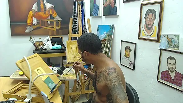 Snapshot of color_beat17 chatting on 12/09/24, 04:37 color beat17 online show from 12/09/24, 04:37