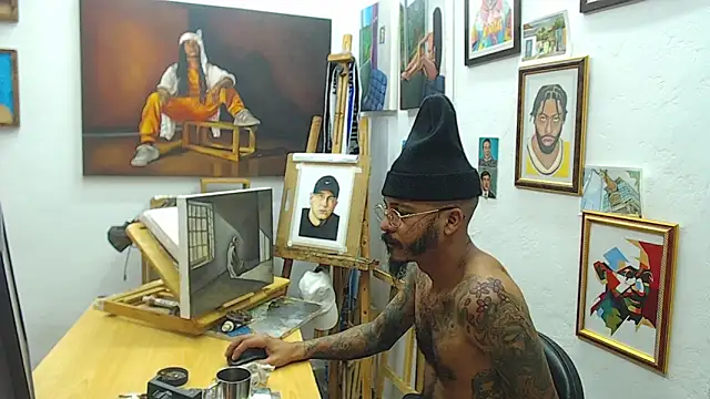 Snapshot of color_beat17 chatting on 03/05/25, 01:39 color beat17 online show from 03/05/25, 01:39