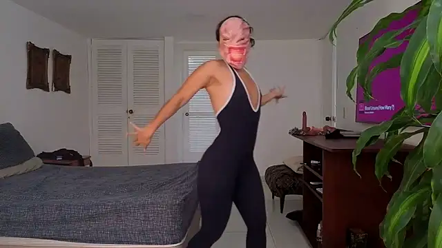 Princess Celta online show from 10/11/25, 03:21