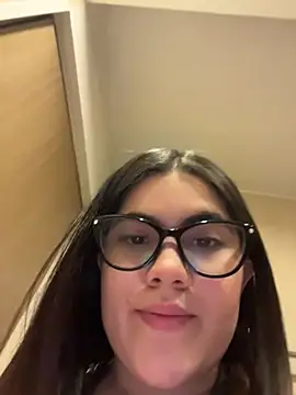 Valenhillxh online show from 07/24/26, 03:59