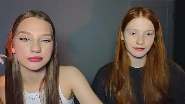 Snapshot of MiaKeler chatting on 02/06/25, 06:24 MiaKeler online show from 02/06/25, 06:24