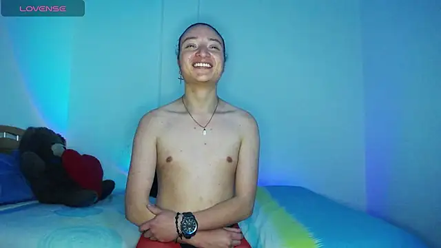 Snapshot of monkeywillwhite chatting on 12/06/24, 08:51 monkeywillwhite online show from 12/06/24, 08:51