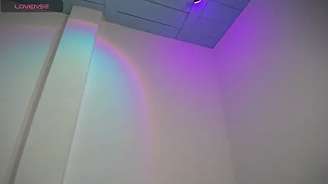 Snapshot of monkeywillwhite chatting on 01/04/25, 06:19 monkeywillwhite online show from 01/04/25, 06:19