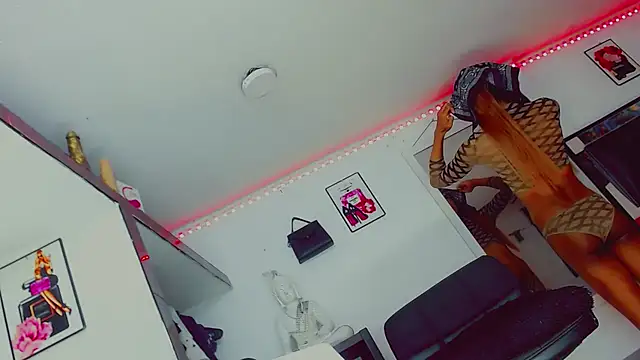 candy kendall online show from 09/19/25, 12:28