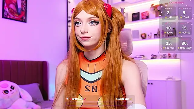 HolliWould  online show from 04/09/26, 10:31