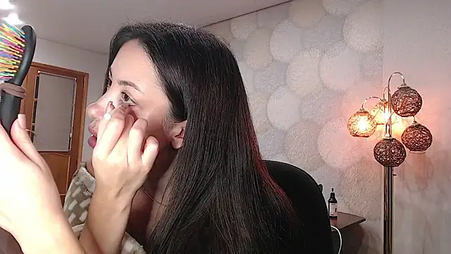 Snapshot of coca_cola1 chatting on 11/20/25, 03:01 coca cola1 online show from 11/20/25, 03:01