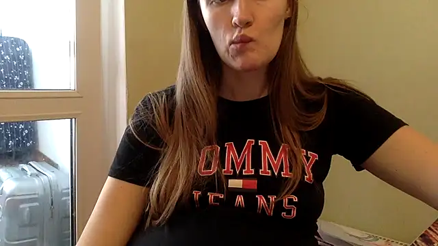 Snapshot of vanessa4you chatting on 01/30/25, 08:43 vanessa4you online show from 01/30/25, 08:43