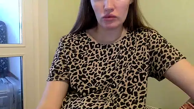 Snapshot of vanessa4you chatting on 02/06/25, 04:21 vanessa4you online show from 02/06/25, 04:21