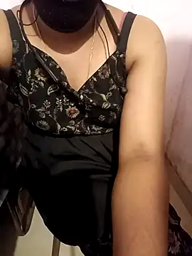 Mallu-Gayathri Arun online show from 02/07/26, 11:36