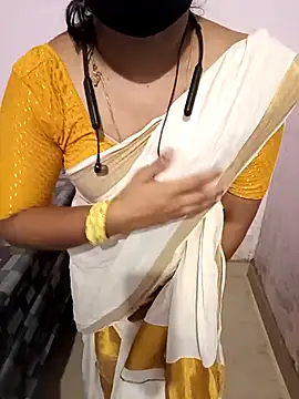 Mallu-Gayathri Arun online show from 03/12/26, 11:05