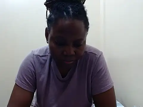 Snapshot of traper_1 chatting on 11/22/25, 05:23 traper 1 online show from 11/22/25, 05:23