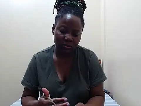 Snapshot of traper_1 chatting on 11/23/25, 05:35 traper 1 online show from 11/23/25, 05:35